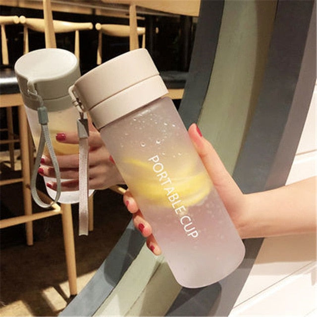 800ml/600ml Large Capacity Sports Fruit Lemon Juice Drinking Bottle Infuser Clear Portable Plastic Water Bottle