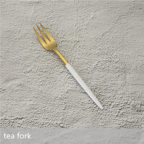 White Gold Cutlery Set Western 18/10 Stainless Steel Tableware Home Spoon Fork Knife Chopsticks Kit Dinnerware Sets tableware